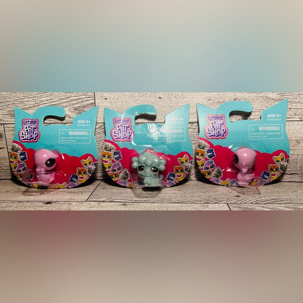3 NEW~Littlest Pet Shop~1-Blue Sheep Lamb & 2-Pink Flamingo’s ~Mini-Scale Figure
